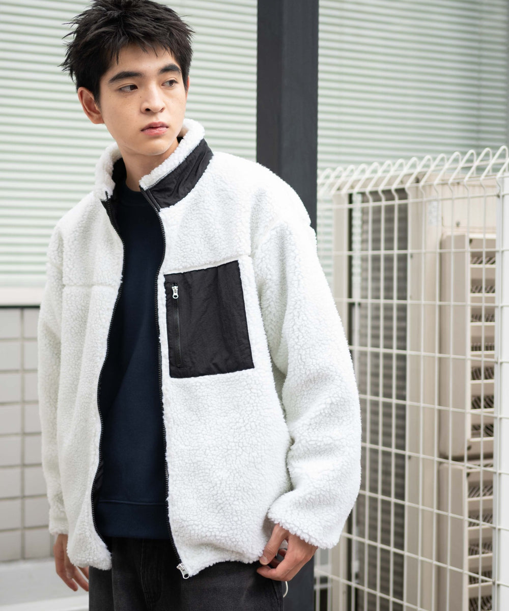 オフホワイト モデル：180cm L着用