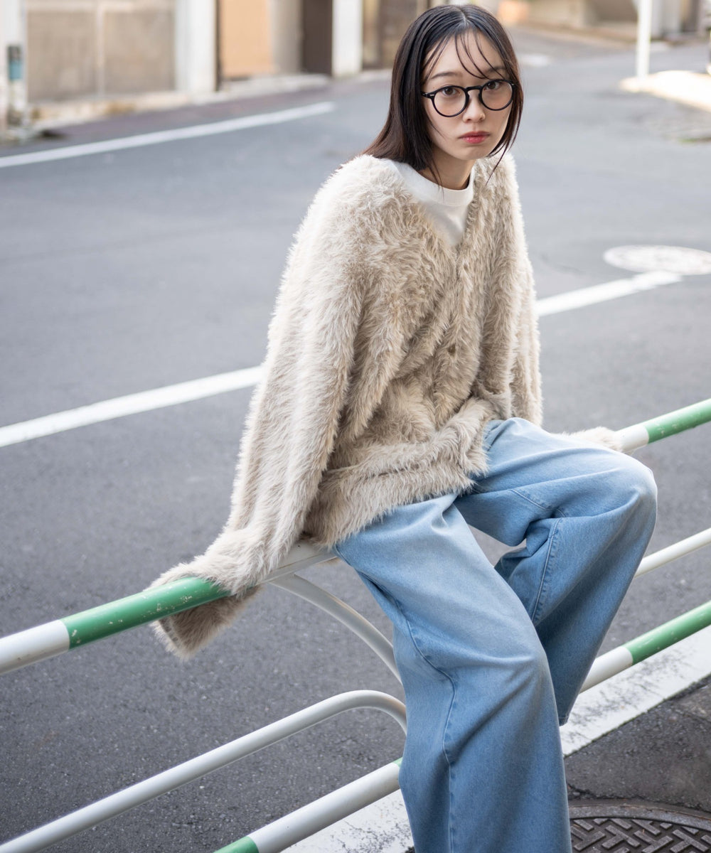 オフホワイト モデル：161cm L着用