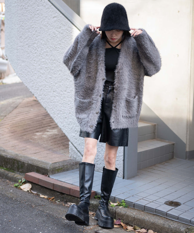 グレー モデル：161cm L着用