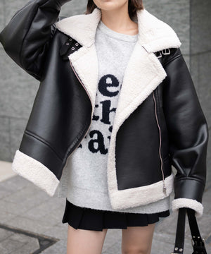 ブラック　モデル:155cm F着用