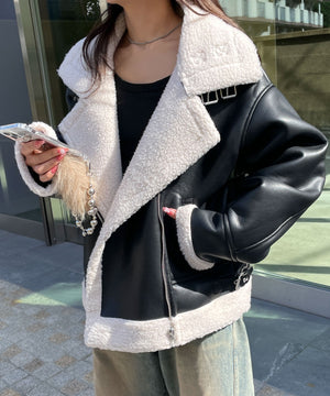 ブラック　モデル:155cm F着用