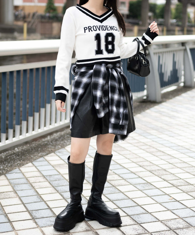 ホワイト 　モデル:155cm F着用