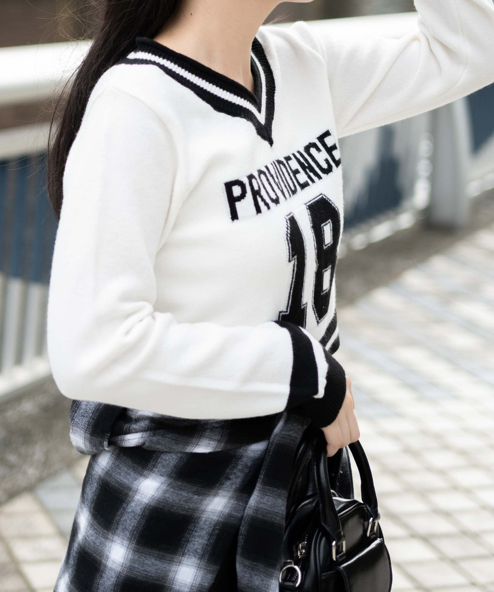 ホワイト 　モデル:155cm F着用