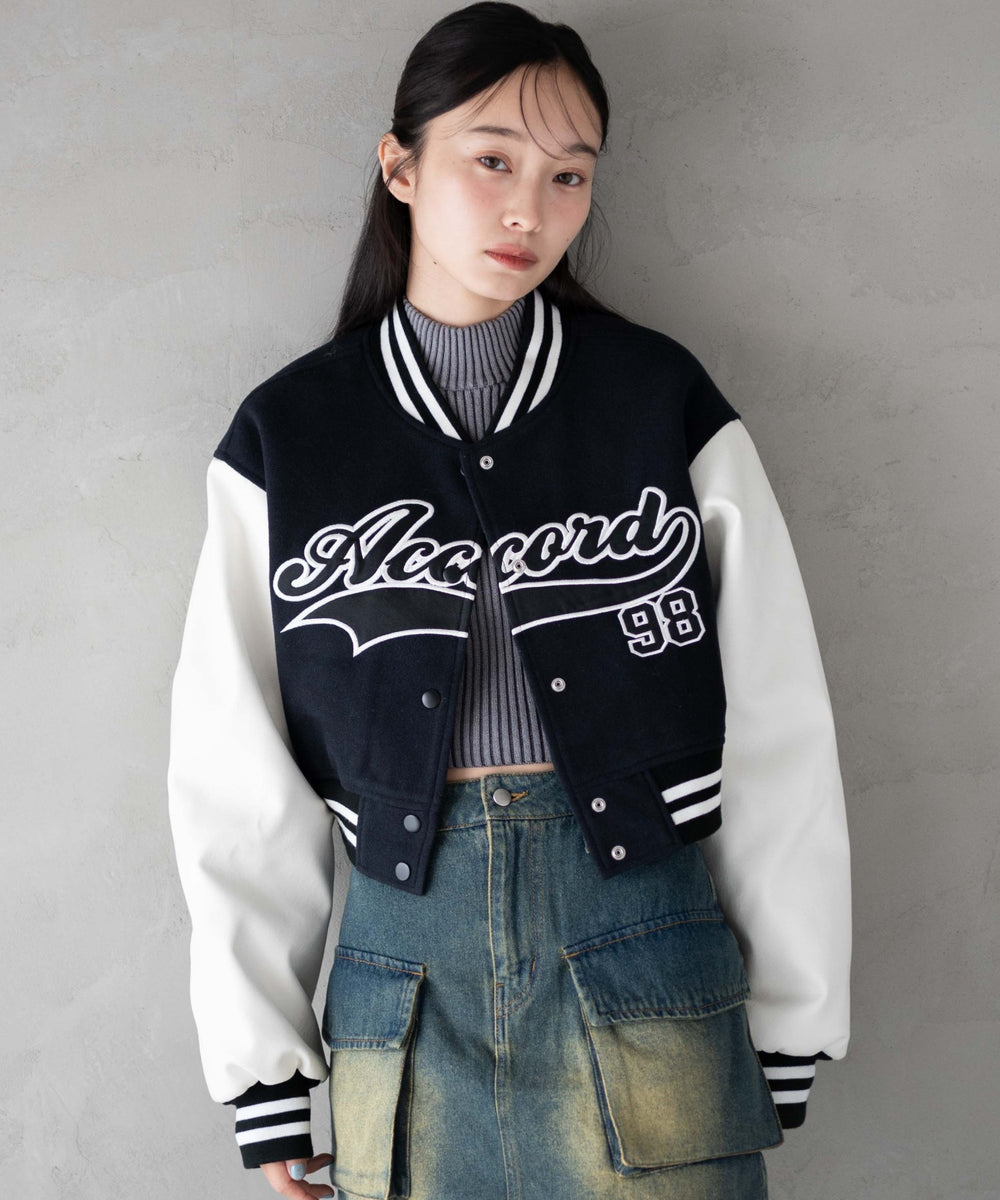 ブラック　モデル:161cm F着用