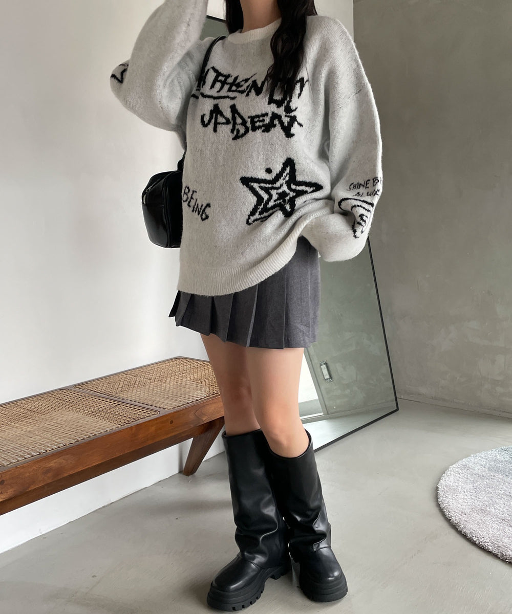 ホワイト(落書き風ロゴ) 　モデル:155cm F着用