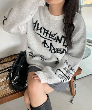 ホワイト(落書き風ロゴ) 　モデル:155cm F着用