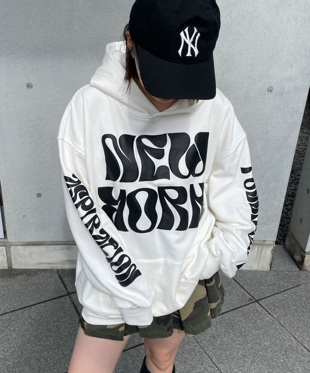 ホワイト 　モデル:155cm F着用