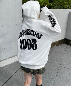 ホワイト 　モデル:155cm F着用