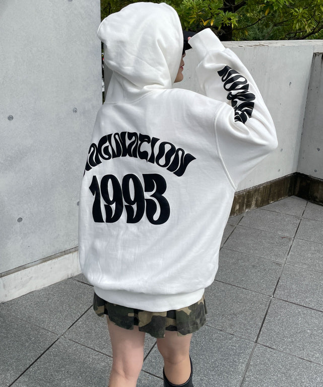 ホワイト 　モデル:155cm F着用