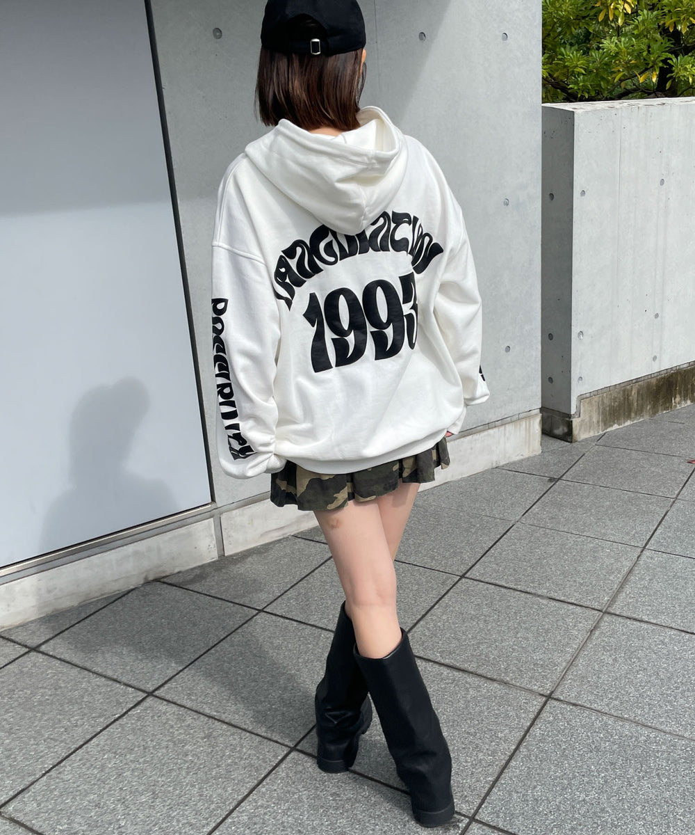 ホワイト 　モデル:155cm F着用