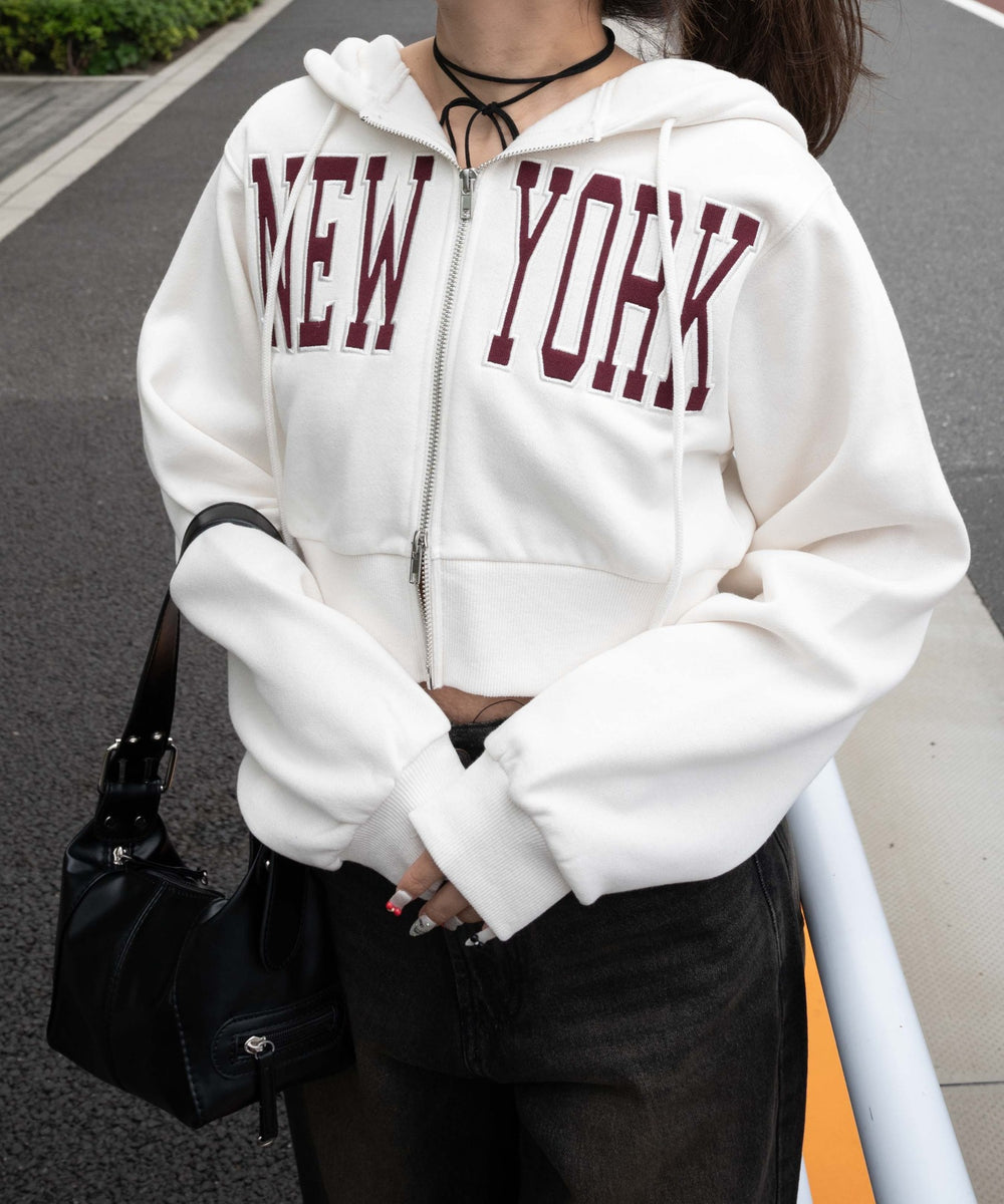 ホワイトアイボリー　モデル:155cm F着用