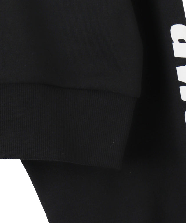 スターナンバリングショートスウェット