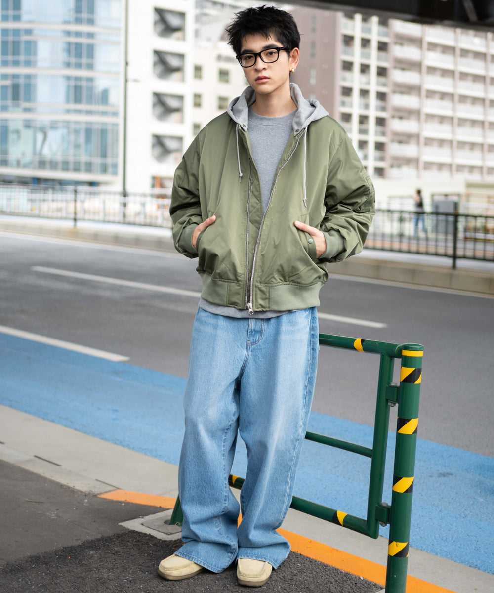 カーキ モデル：180cm L着用