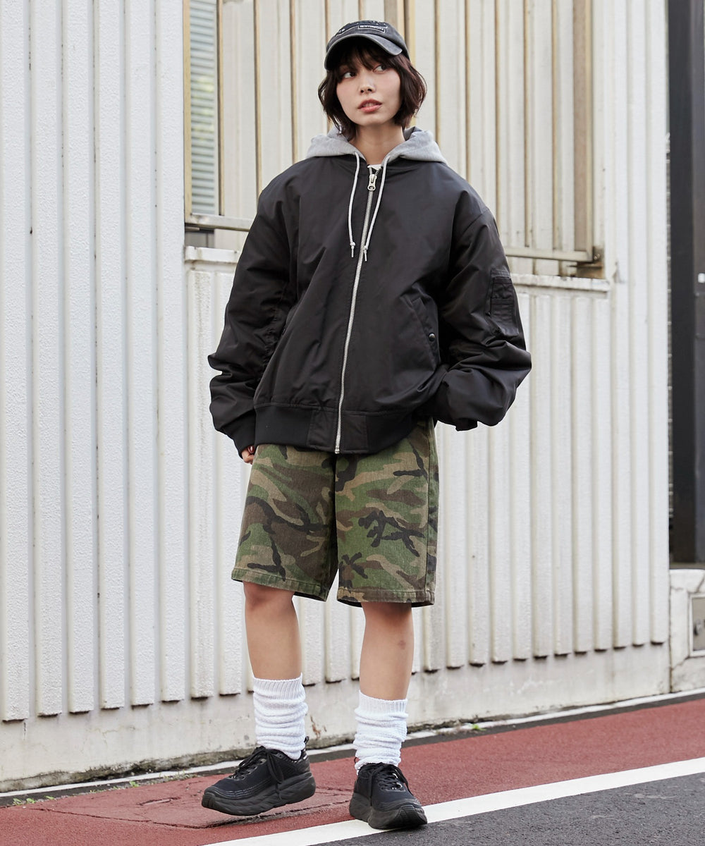 ブラック モデル：160cm L着用