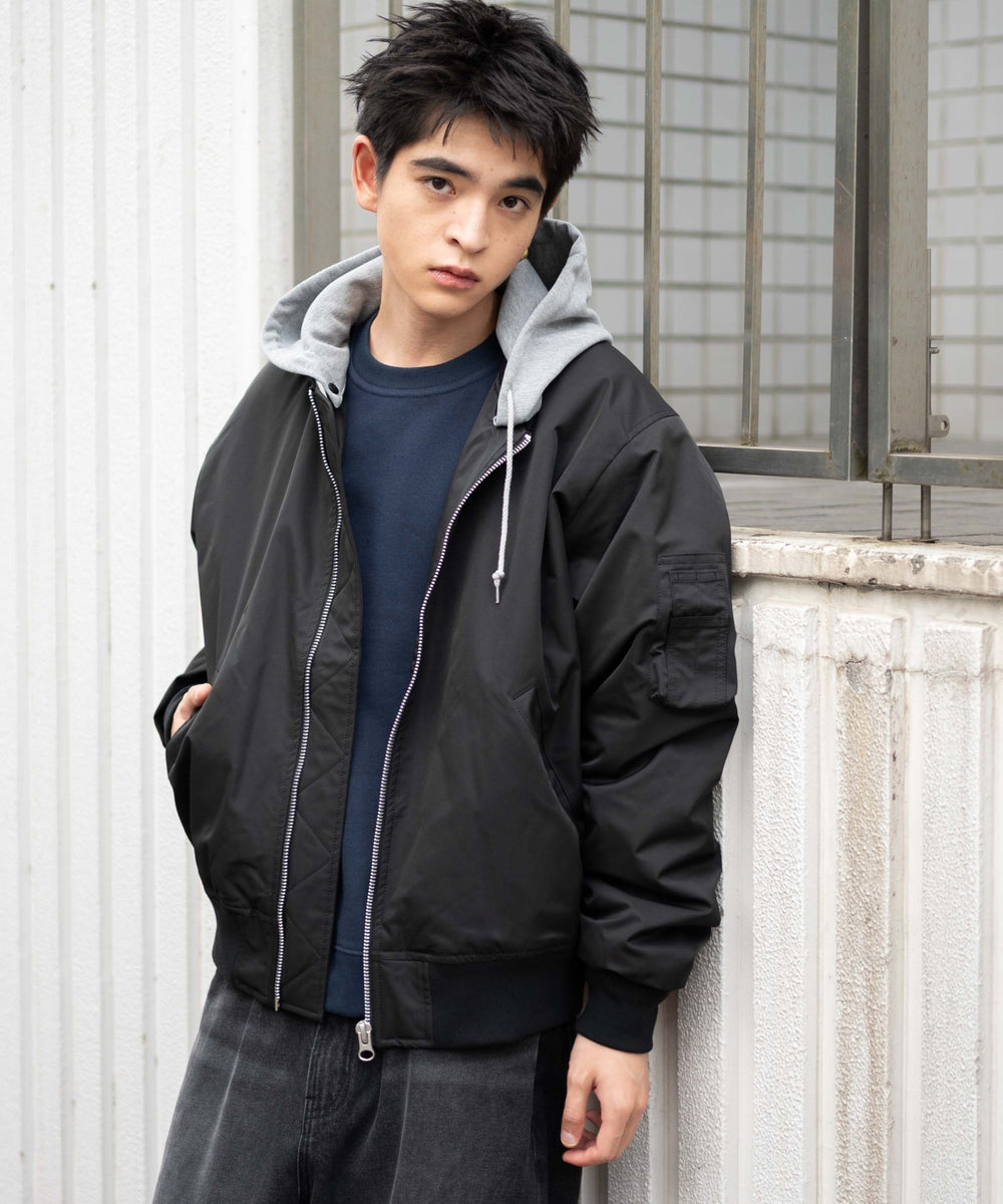 ブラック モデル：180cm L着用