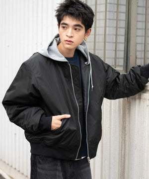 ブラック モデル：180cm L着用