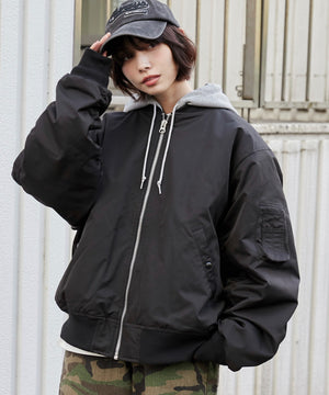 ブラック モデル：160cm L着用