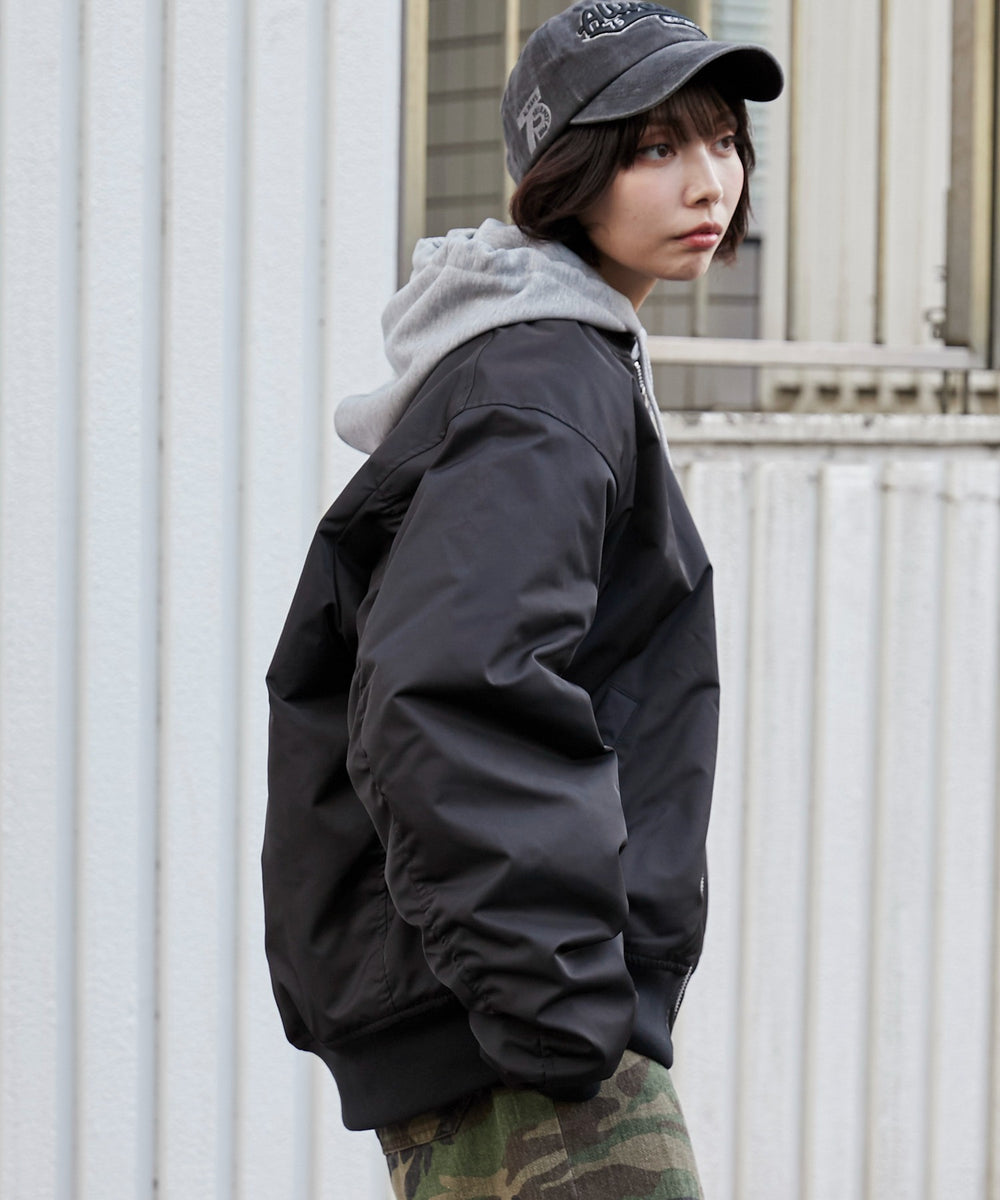 ブラック モデル：160cm L着用