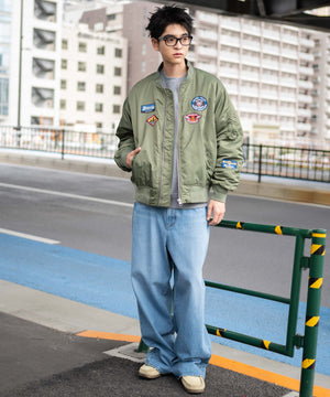 カーキ モデル：180cm L着用