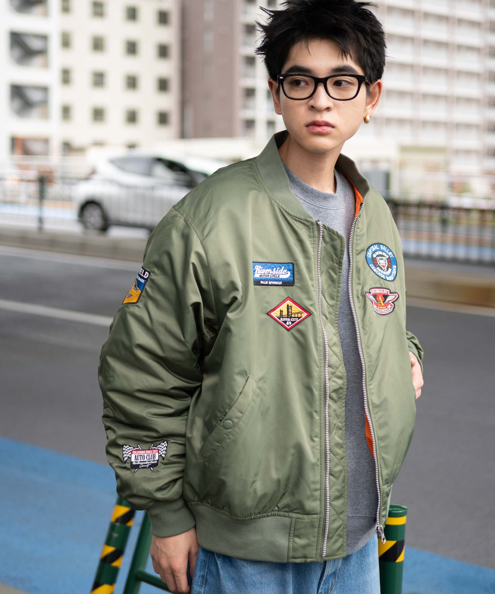 カーキ モデル：180cm L着用