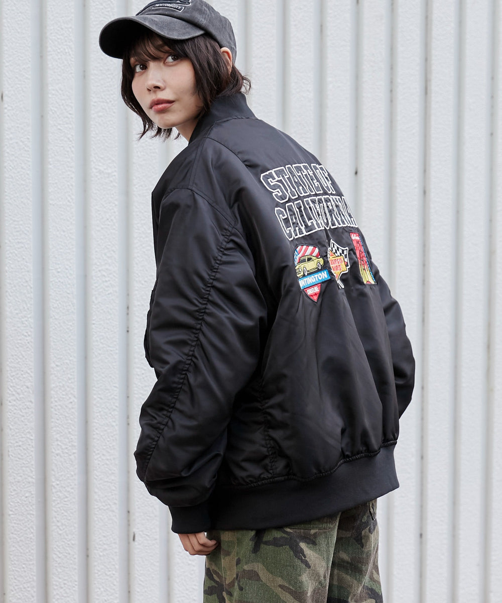 ブラック モデル：160cm L着用