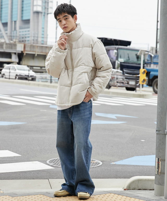 Lベージュ モデル：180cm L着用