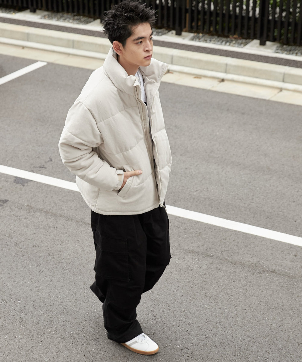 Lベージュ モデル：180cm L着用