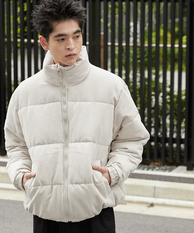 Lベージュ モデル：180cm L着用