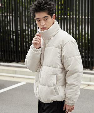 Lベージュ モデル：180cm L着用