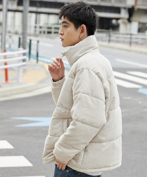 Lベージュ モデル：180cm L着用