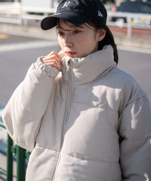 Lベージュ モデル：161cm M着用