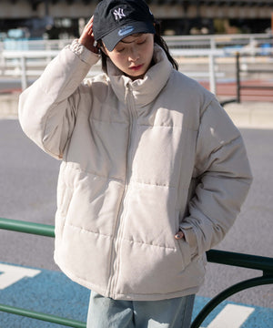 Lベージュ モデル：161cm M着用