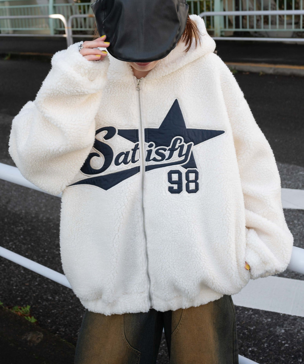 ホワイトアイボリー　モデル:155cm F着用