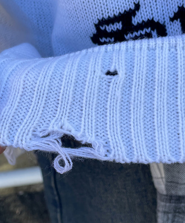 ウイングハートダメージニット