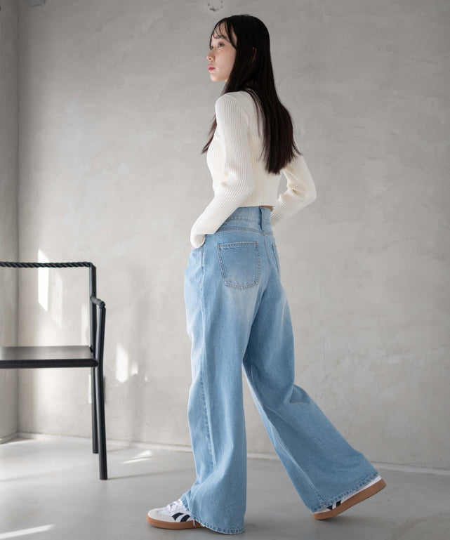 オフホワイト モデル：161cm F着用