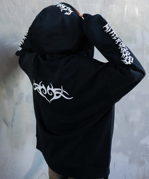 ブラック モデル：155cm F着用