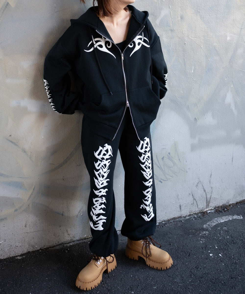 ブラック モデル：155cm F着用