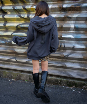 グレー モデル：155cm F着用