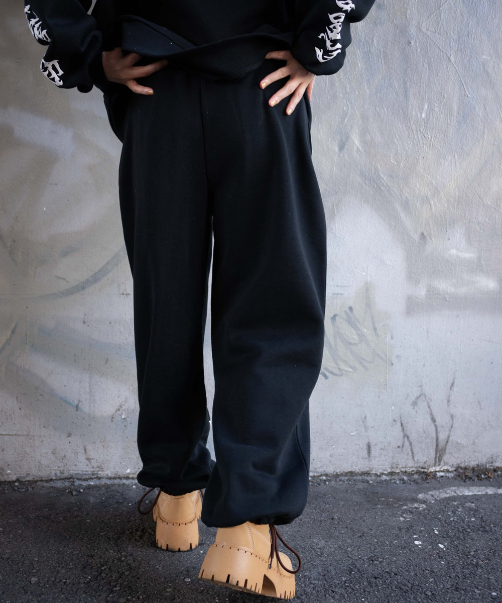 ブラック　モデル:155cm F着用