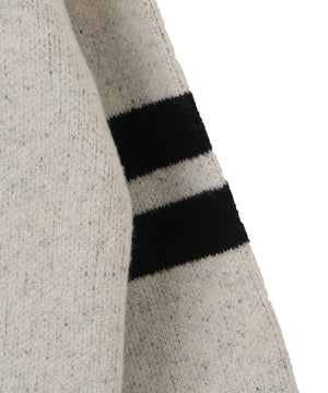 ファニーグラフィックフラッフィーニットプルオーバー