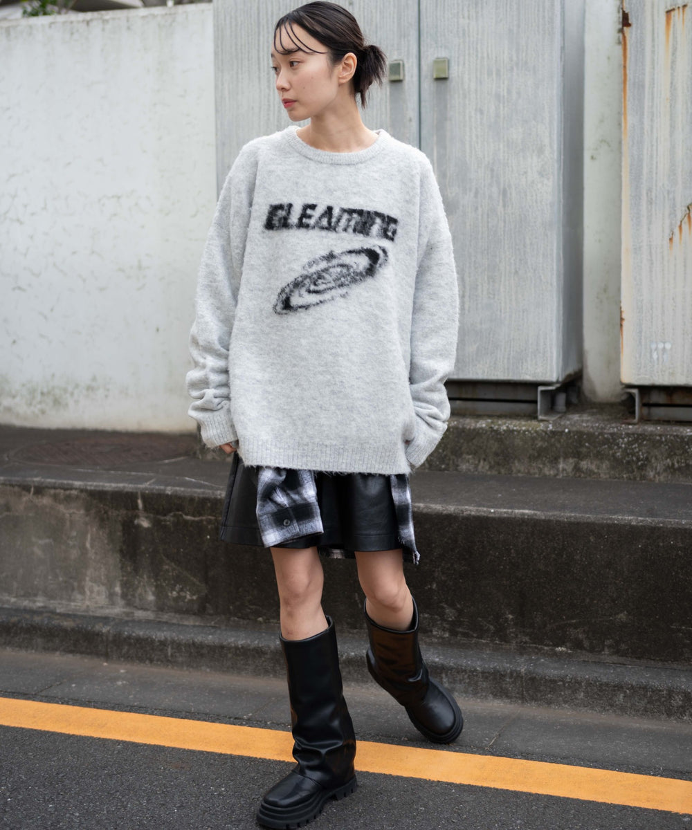 グレー モデル：161cm L着用