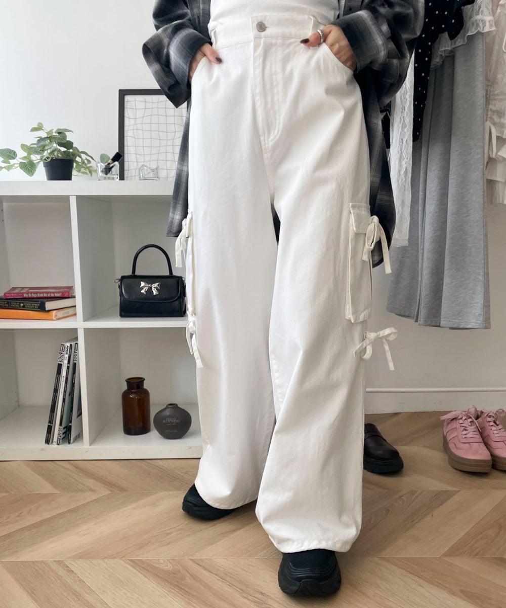 ホワイトアイボリー モデル：158cm M着用