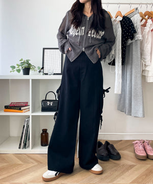 ブラック モデル：158cm M着用