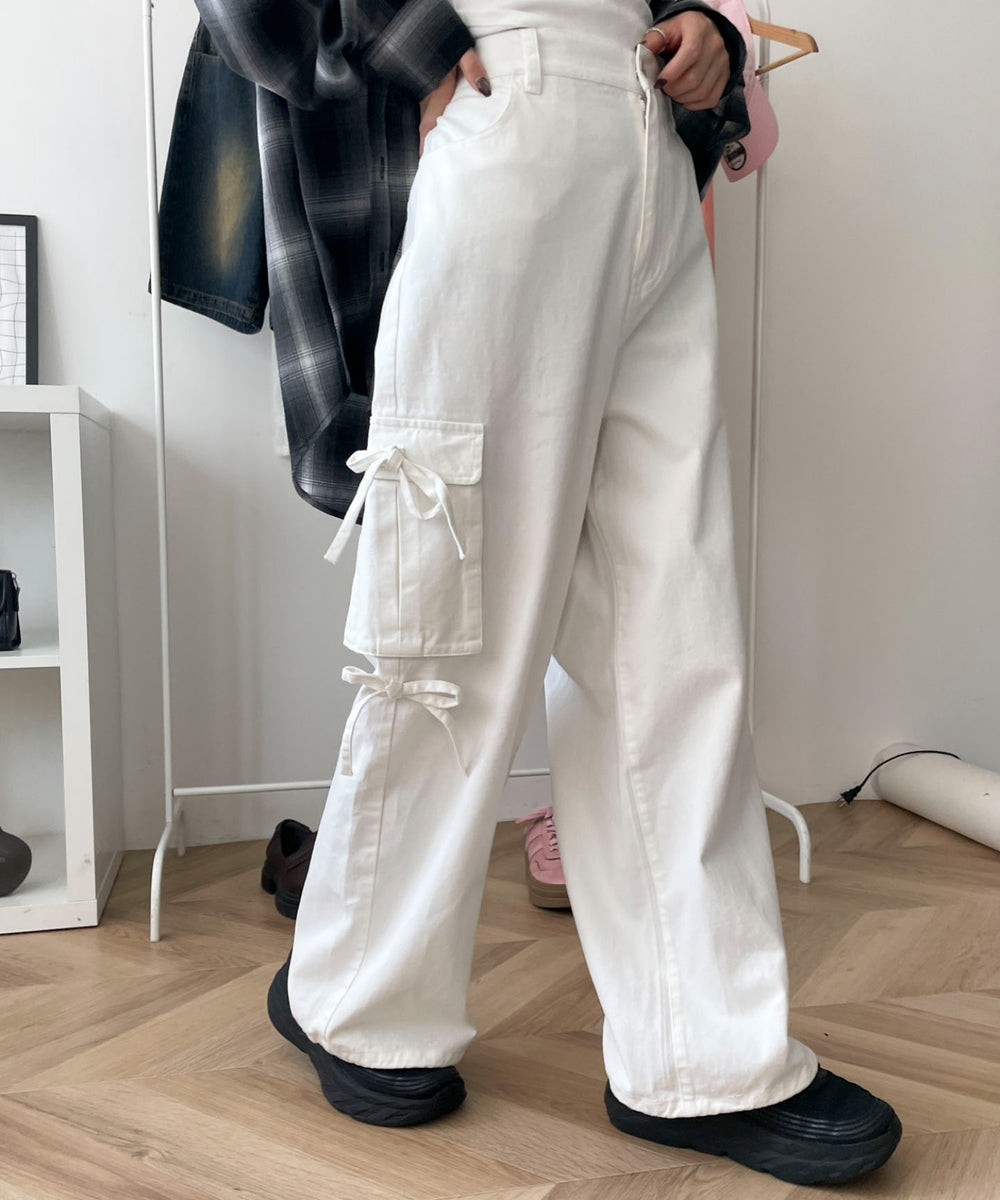 ホワイトアイボリー モデル：158cm M着用