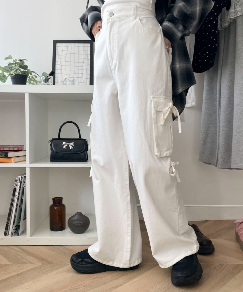 ホワイトアイボリー モデル：158cm M着用