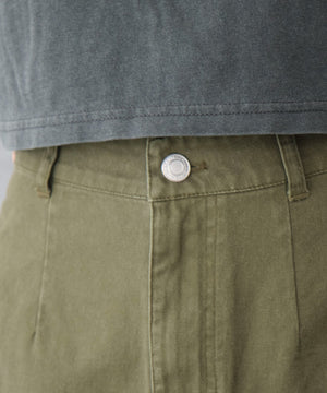 カーゴイレヘムミドルスカート