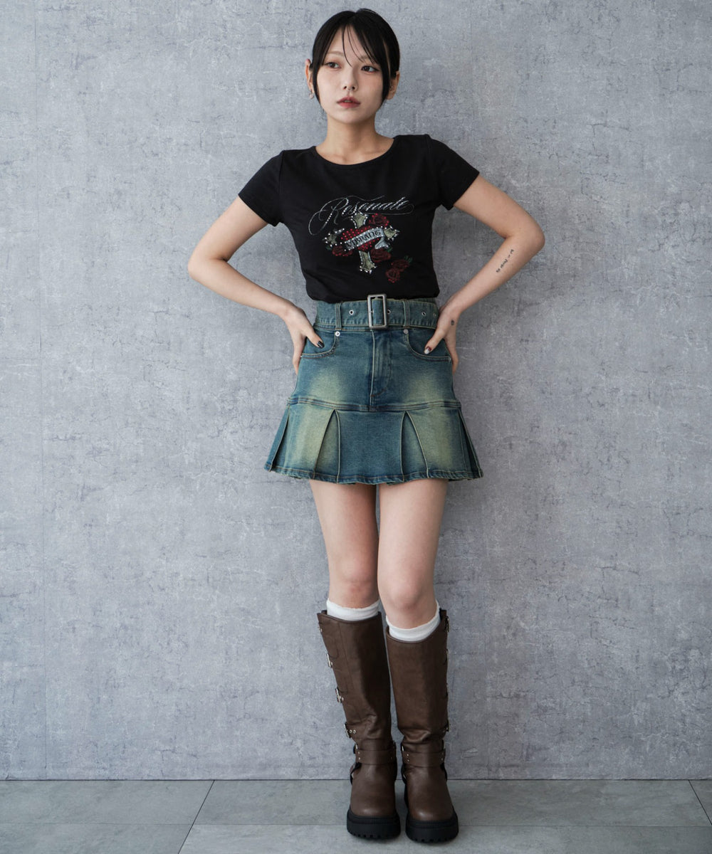 デニム中濃加工 モデル：159cm F着用