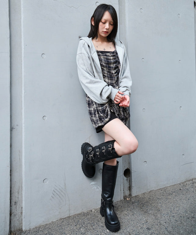 ブルーチェック1 モデル：159cm F着用