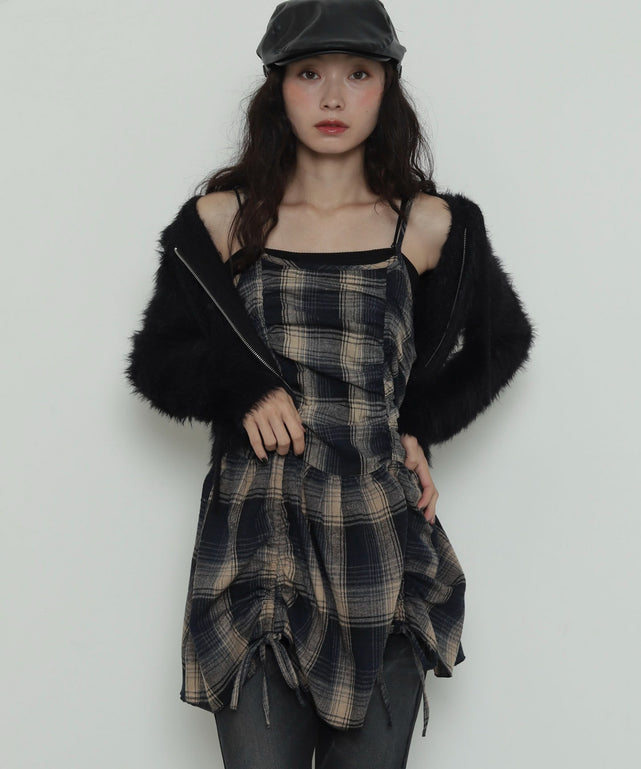 ブルーチェック２ モデル：161cm F着用