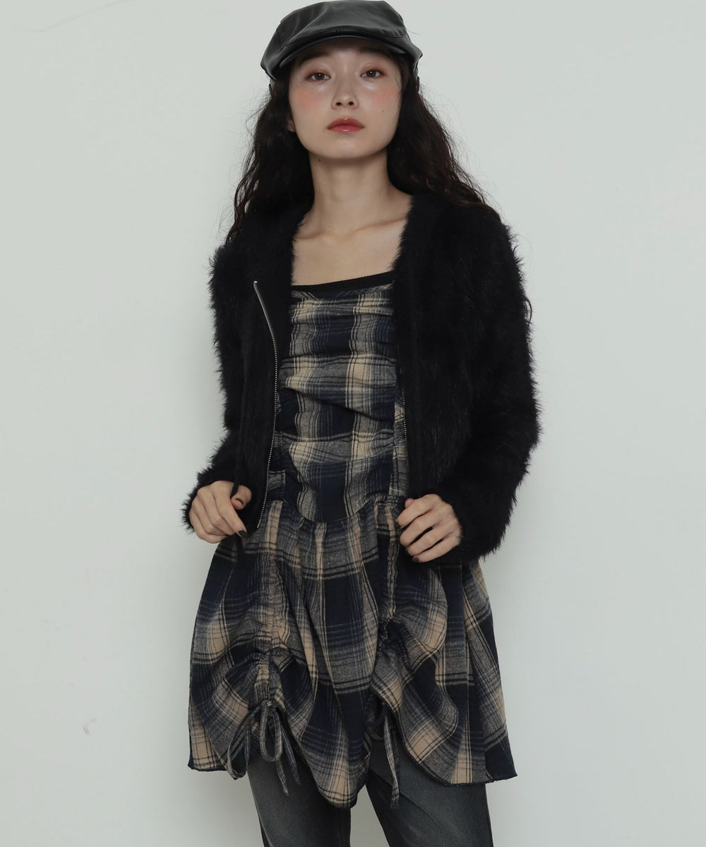 ブルーチェック２ モデル：161cm F着用